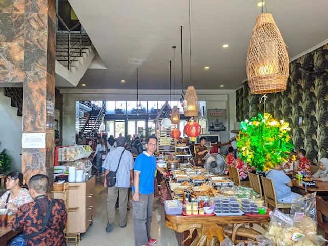 Soto Ayam Dargo Pak Wito