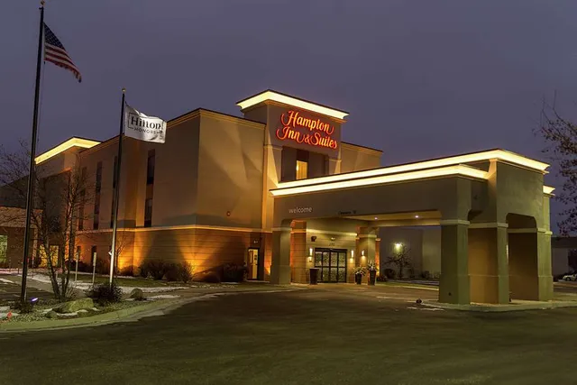 Hampton Inn & Suites Alexandria