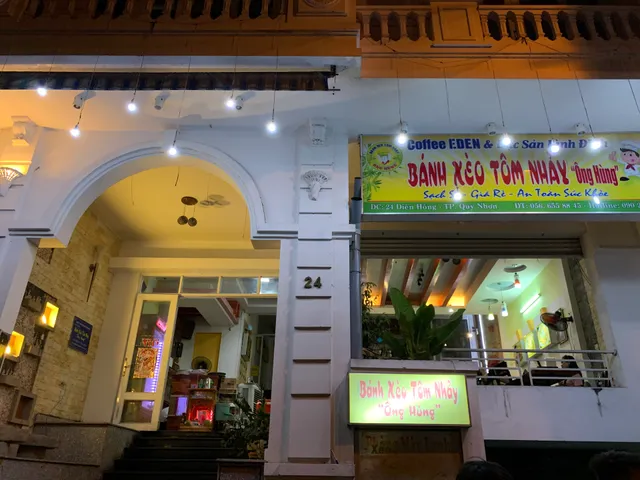 Bánh Xèo Tôm Nhảy Ông Hùng