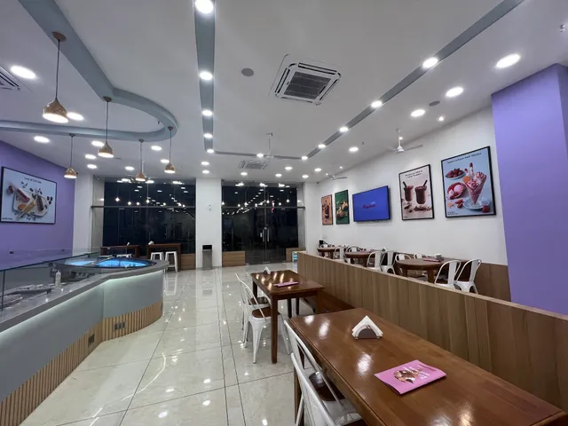 Happinezz Icecreams by Vadilal