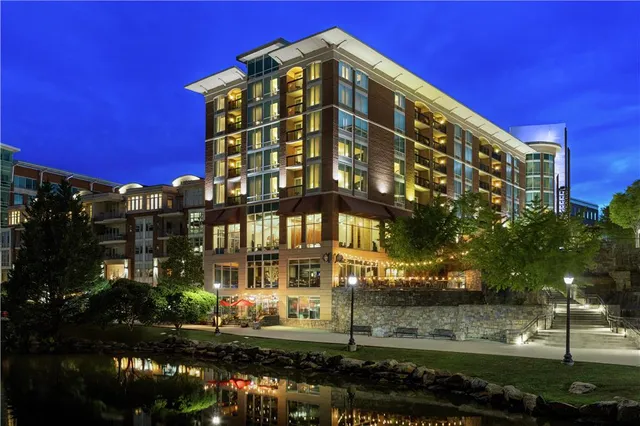 Hampton Inn & Suites Greenville-Downtown-RiverPlace