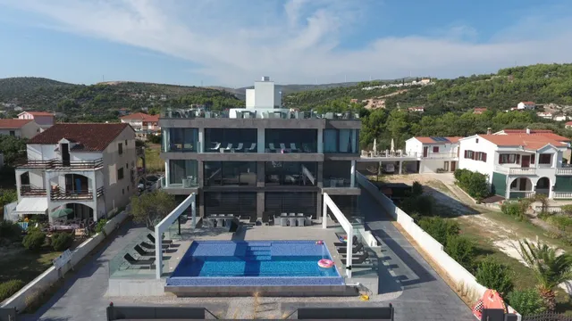 Sky Beach Aparthotel