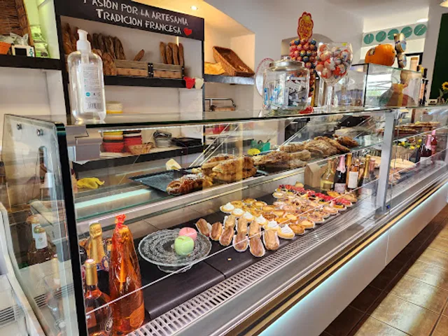 La Gourmandise - Restaurant y Pastelería