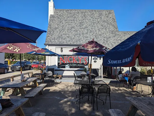 Nicky's Pizzeria