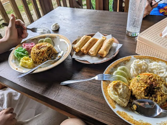 Warung Monkey Forest