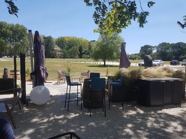 La Garçonnière - Restaurant et bien +