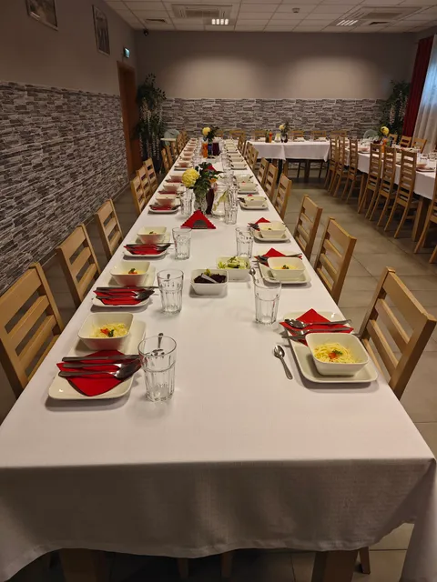 Szalowa Sport Arena Sp. z o.o. Restauracja, Noclegi, Obiekty sportowe