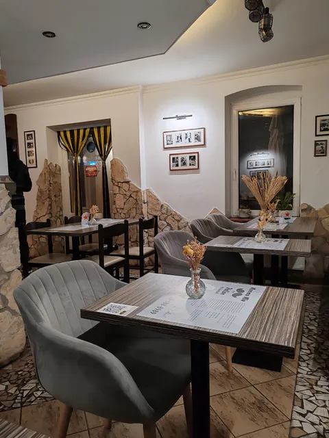 Mamma Mia Italian Tata