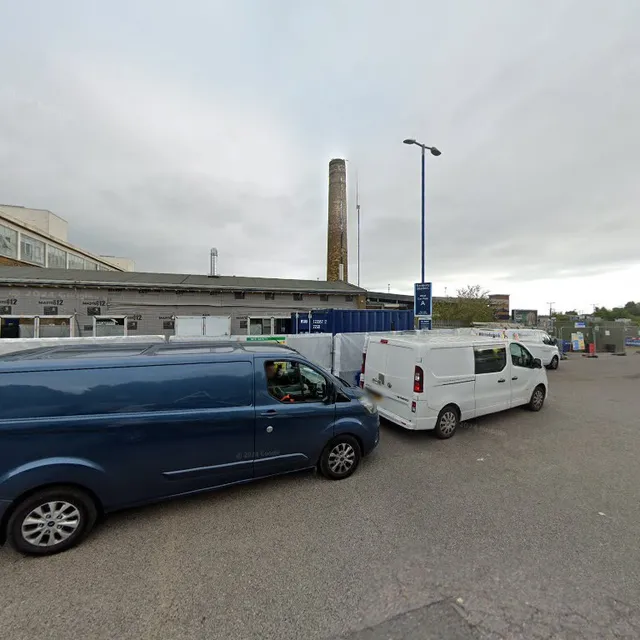 Travellines & Cafe Express