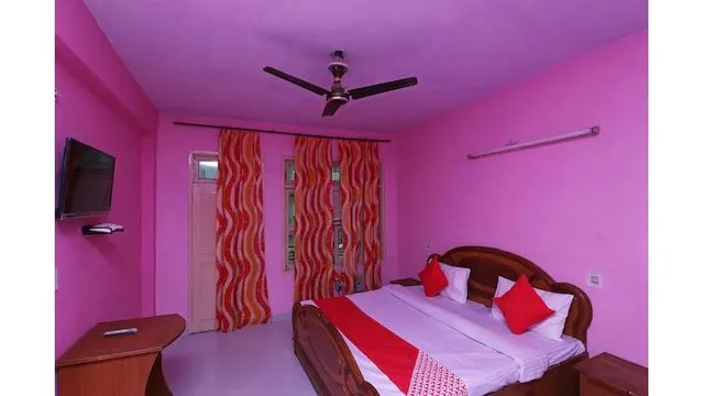 OYO 30295 Hotel Vishwamitra