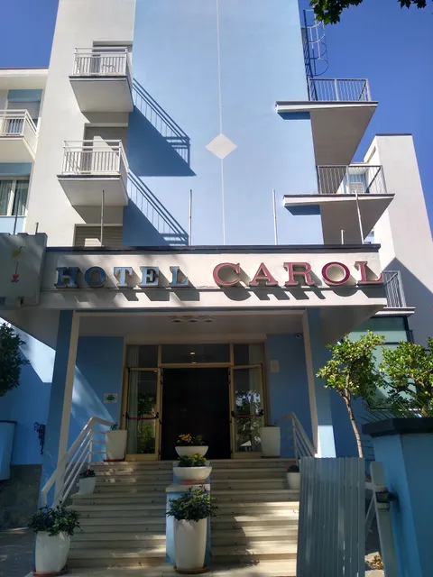 Hotel Carol