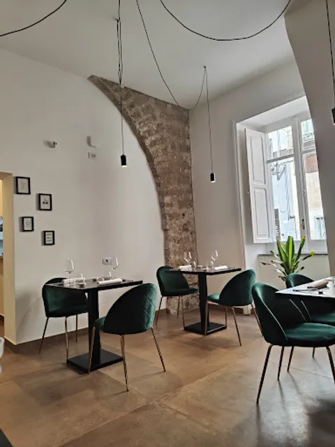 Peculiare Restaurant