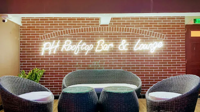 PH Rooftop Bar & Lounge
