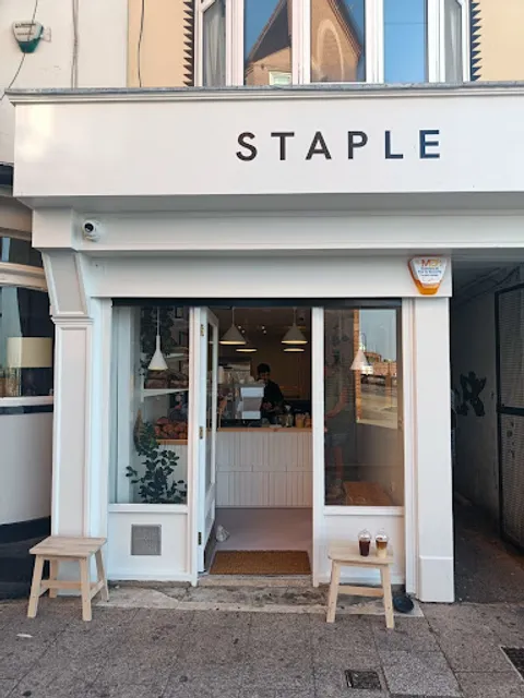 Staple Stores