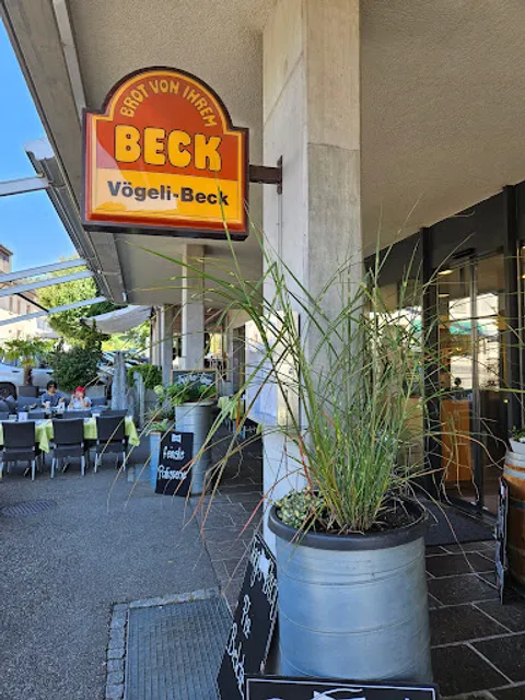 Vögeli Beck AG - Bistro und Laden Eigasse