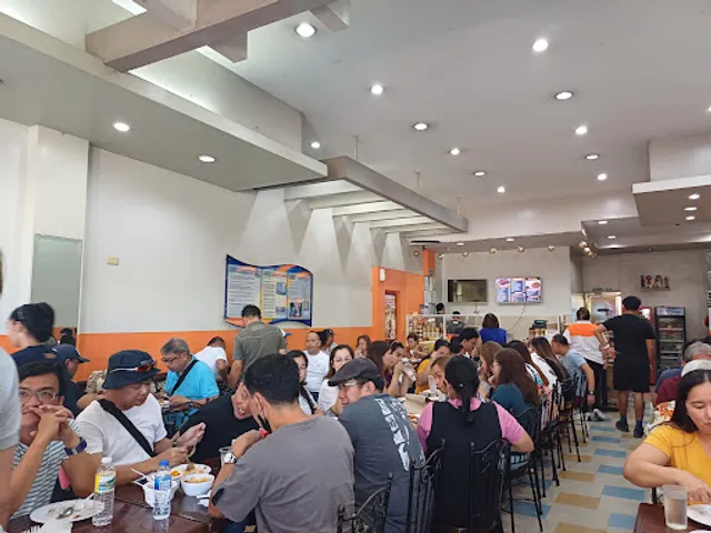 Razon's Halo Halo & Palabok | Mega Station KM62 Nlex