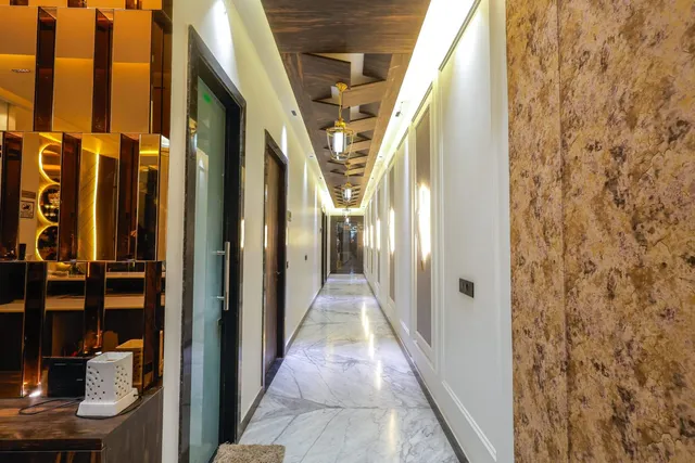 Taj Ronak Luxury Hotels