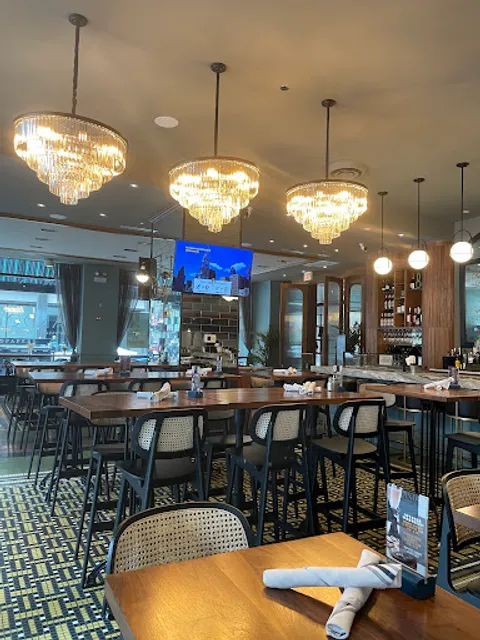 Bandol Brasserie & Raw Bar