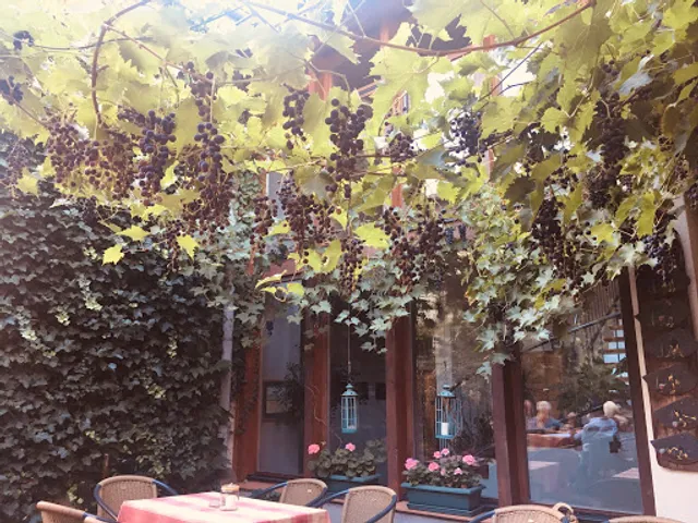 Weinwirtschaft Deutsches Haus