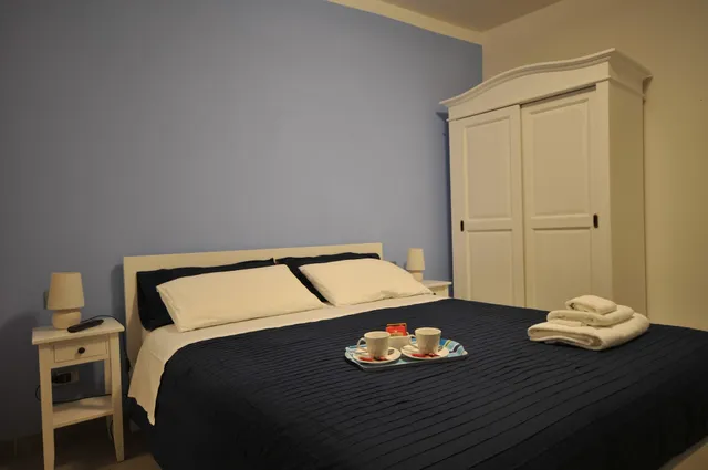 Il Centro affittacamere ( IT011024B4EWETI9CW )