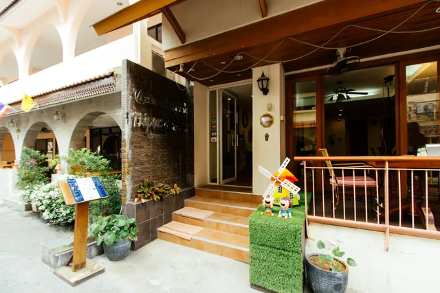 Thipurai Beach Hotel