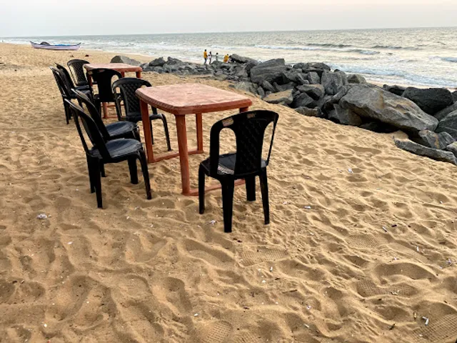 Kinara Bar and Restaurant