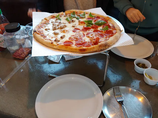 Corner Pizzeria - 코너피자리아