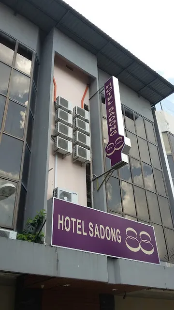 Monaco Boutique Hotel Sadong Jaya