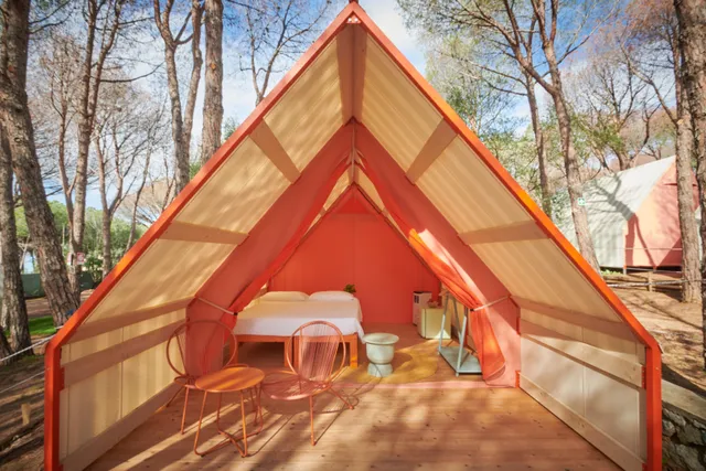 LAVITA Camp Capitana