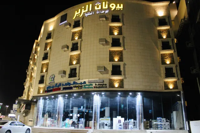 Luxury houses Zeer Suites