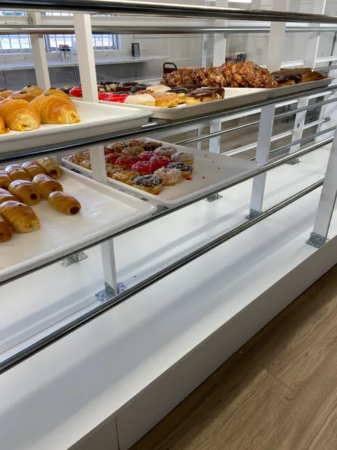 Yaty Donuts and Boba 2