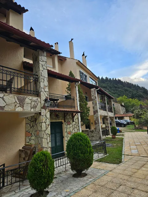 Muntenia Inn Apartments & Suites (πρώην Montage)