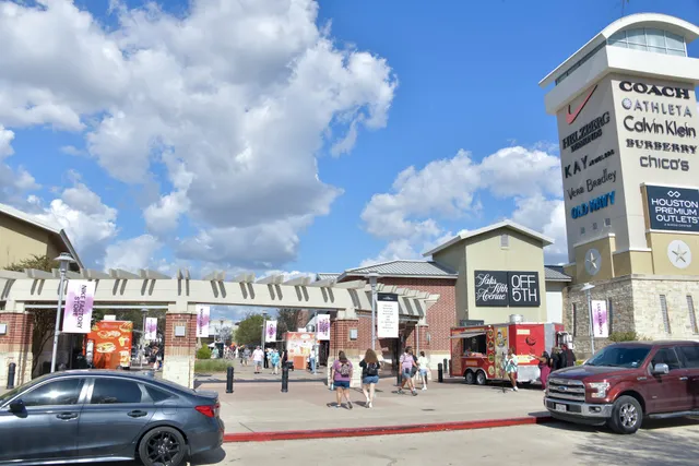 Houston Premium Outlets