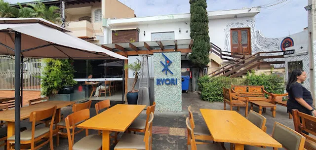 RYORI SUSHI E BAR