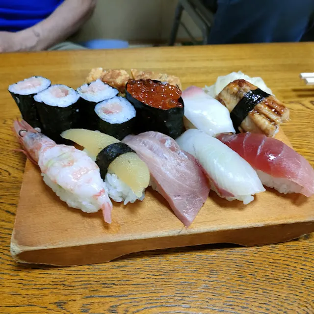 Suzuhiro Sushi