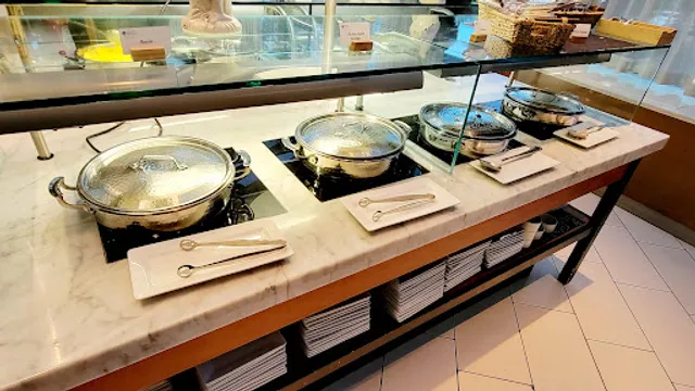 Root25 Taphouse & Kitchen