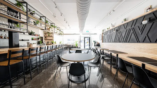 Side Hustle Snack Bar