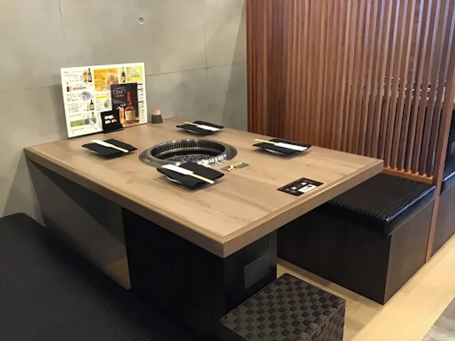 Kazu Tachikawa Minamiguchi