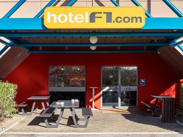 hotelF1 Metz Centre Devant les Ponts