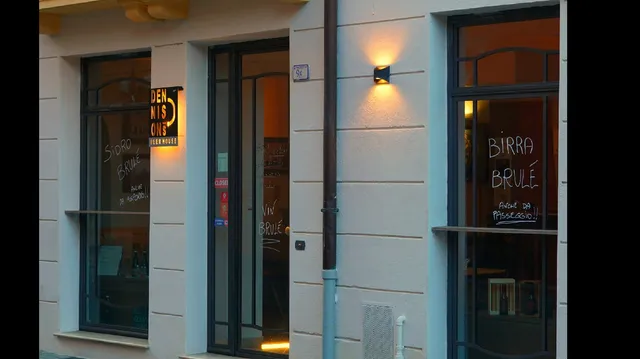 Dennison's Beer House