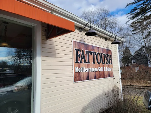 Fattoush Grill & Bakery /مطعم فتوش