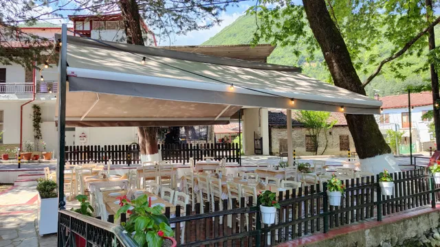 Mavro Dasos Grill House