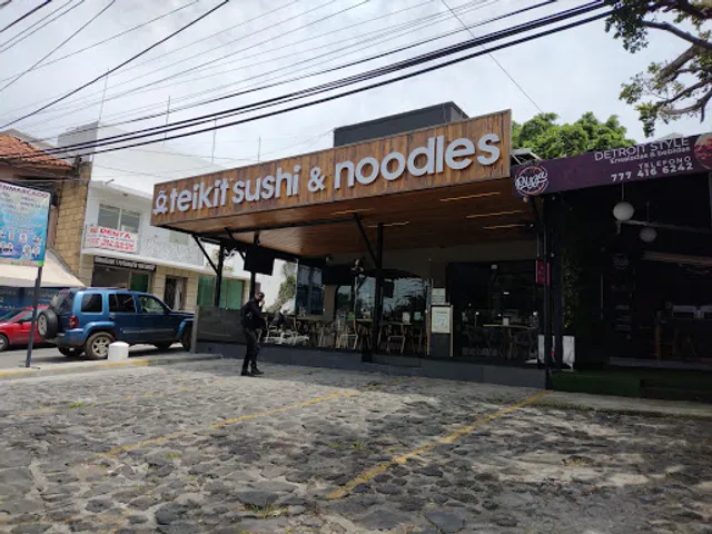 Teikit Sushi & Noodles