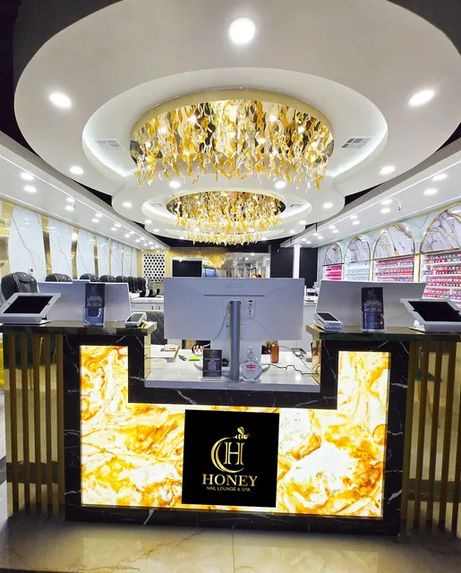 Honey Nail Lounge