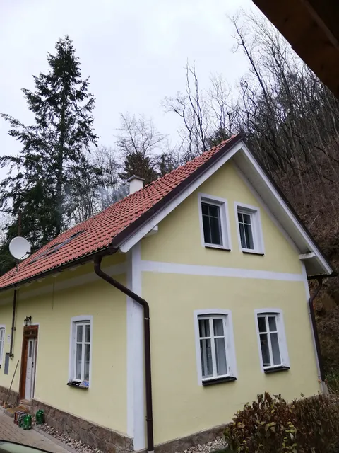 Chaloupka za potůčkem