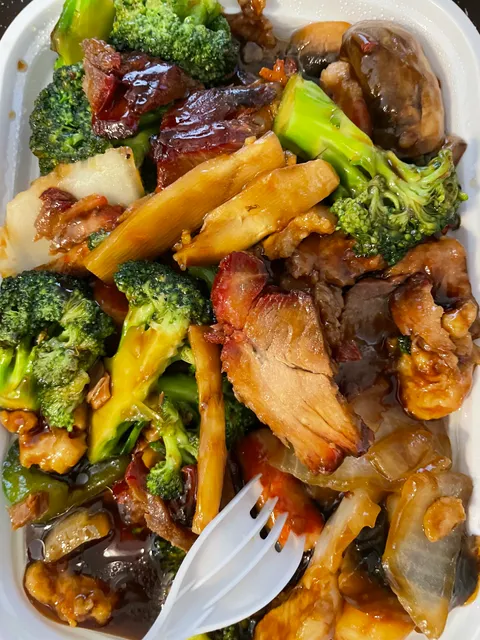 New Dragon Chinese Restaurant with rice