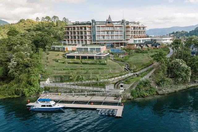 Marianna Resort & Convention Tuktuk - Samosir, Marclan Collection