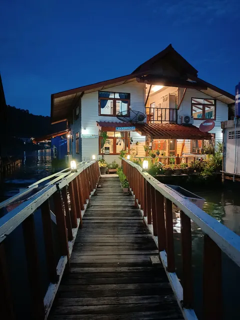 Sea House @ BangBao, Koh Chang