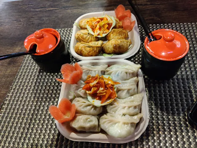 Marky Momos