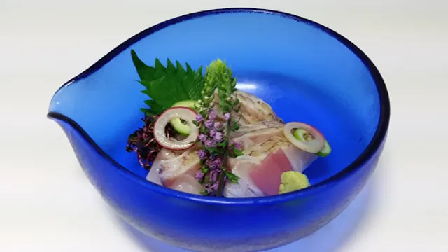 鴨江茶寮いと半